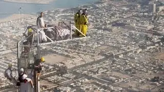 Amazing Time Lapse Video Construction Base Jumping Platform Burj Khalifa