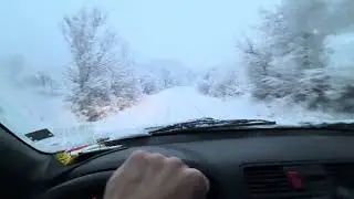 Honda CR-V 1st Gen 2.0i 147 ps driving in snow