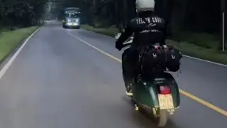 Leaving Bromo, Ariel NOAH OTW Bali Touring Vespa By Cuprum.....