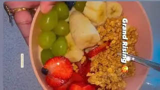 Queen&rsquo;s Fruit Parfait