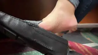Cole Haans Driver&rsquo;s Moc Heelpop X Shoe Dangle