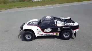 Losi 5ive-T 4WD vs. Losi 5ive-T Race vs. Losi DBXL vs. Hpi Baja Part 1