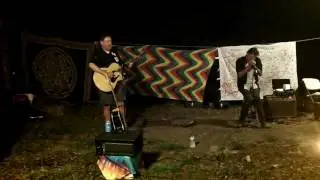 Ed Howard Solo Live Ode to Billy Joe May 27, 2016, Miniroo