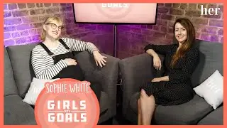 Girls With Goals - Sophie White joins us to talk influencers, human pyramids and wiki webs