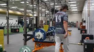 Benching With An Earthquake Bar And How To Perform Skin The Cats