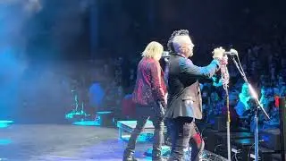 THREE DAYS GRACE-‘Kill Me Fast’ side stage view. 09/20/25’