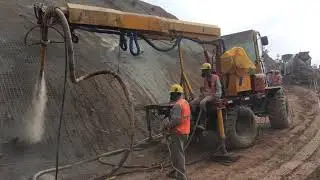 Concreto Projetado via seca em Rob&ocirc; Brexton Equipamentos