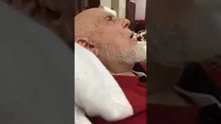 شيخ الطريقة القادرية البودشيشية بالمغرب  سيدي حمزة  بن العباس تغمده الله تعالى برحمته الواسعة.