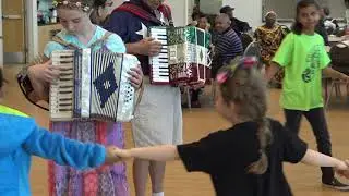 La Raspa being played and danced MECATX