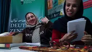 پشت صحنه داستان خوانی در مدرسه 