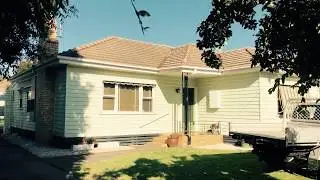 4 Paula Ct Oakleigh South video tour