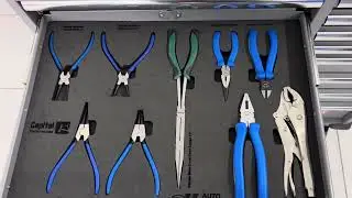Carrinho com 16 gavetas recheado com ferramentas!