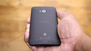 HTC One Unboxing (Stealth Black)