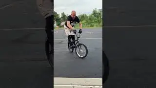 Fakie barspin midschool bmx