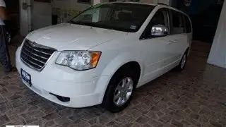 2008 Chrysler Town & Country Swivel&Go, столик для пикника Stow&Go, два DVD
