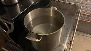Kitchen queen grand comfort wood cook stove