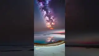 Salar de Uyuni in 4K is pure magic ✨ Witness the world's largest salt flat transform into a surreal