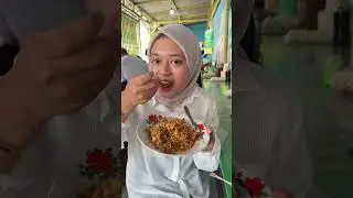 Kulineran di Cirebon!! #sepertiteman #kulineran #cirebon #shorts