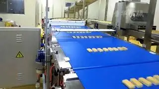 Automatic layer cake Swiss Roll packaging system 4 lines Cake pakaging solution bakery flow wrapper