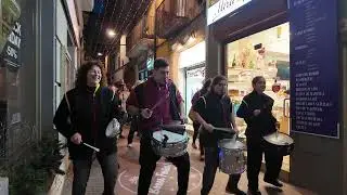 Batucada d'encesa de llums de Nadal de la Bisbal