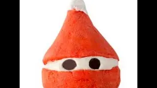 LUSH PEEPING SANTA BUBBLE BAR