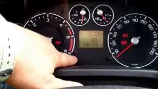 Ford Fiesta Mk6 -  Self Test and Reading Error Codes of Instrument Cluster