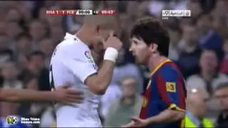 Pepe Fight With Messi - 16.04.2011 El Clasico