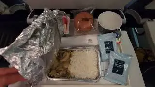 Malaysia Airlines Inflight Dinner Suvarnabhumi BKK - KUL Kuala Lumpur International Airport Malaysia