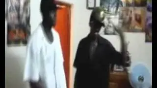 FREESTYLE ZONE ROUGE AKAJIL  & DOCTA AL.avi