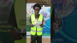 Volunteer, Zephania Omae, inspiring fellow volunteers and residents during our visit to njenga slum.