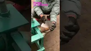 Steel plate rolling machine