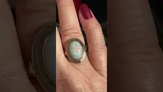 Vintage 9ct Yellow Gold Solid White Opal Ring