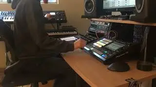 Microhouse Studio Jam - Deepmind, Bass Station, Boomstar 5089 , Toraiz SP-16, Push 2