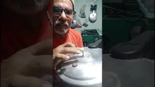 Repairing an Arnix 4.5 L pressure cooker, external locking mechanism!