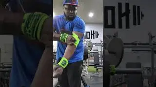 🔥Larry Wheels🔥 elbow sleeve #shorts #fitness #powerlifting