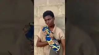 This is so Touching: A Street Hawker with a Golden Voice Singing like an Angel. Let's Help her Viral