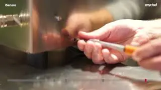 Tutorial sobre como cambiar el aceite de la envasadora Mychef iSENSOR de sobremesa