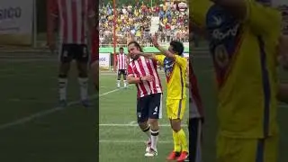 Tempers flared in the Chivas vs. Am&eacute;rica de Leyendas Classic 🐐🦅🥊