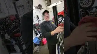 This explorer has puddin for oil so we kerosene motor flush it