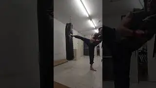 Boxing - Hit Bag for Rebirth Video Motivation  -  Phoenix 