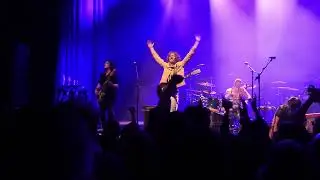Silvertone Highlights 2023.11.11 The Vic Theatre Chicago