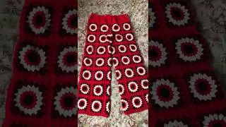 The tutorial is available on my YT channel. #crochet #crocheting #crochetpants #usa #vicolecrochets