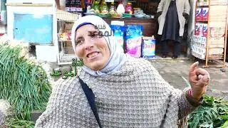 في سوق حي الزهور إلي معندوش يهز بلاش ويروح بالقفة ، الناس الكل تعاون بعضها