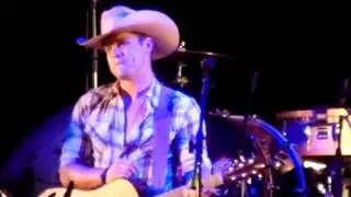 Dustin Lynch- Cowboys and Angels (KTEX 10 Man Jam)