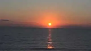 Alba sul mare