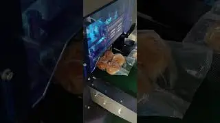 Bun bread roll bread cake vacuum packaging machine #shorts #automaticpackingmachine #bunpackage