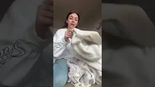 Monismurf limpi&oacute; el piso con el vestido 🙊