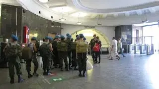 Будущие бойцы ВДВ в метро // 2014