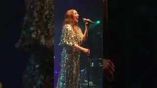 Luz Casal - Un pedazo de cielo - Le Grand Rex, Par&iacute;s 2026