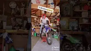 4 Stroke vs. 2 Strokes BEFORE RIDING🤣🤣🤣🤣 #dirtbike #motorcycle #racing #tiktok #4stroke #2stroke